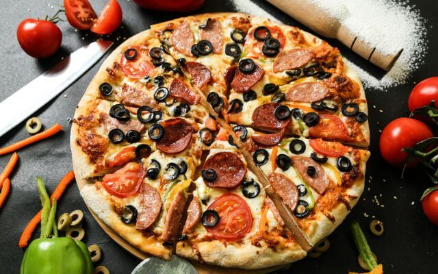 What is double cut pizza? It is a pizza's image .